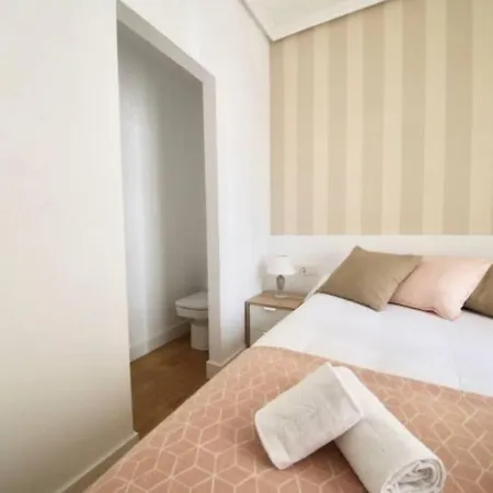 Daire 3 Bedroom House In The Heart Os *
