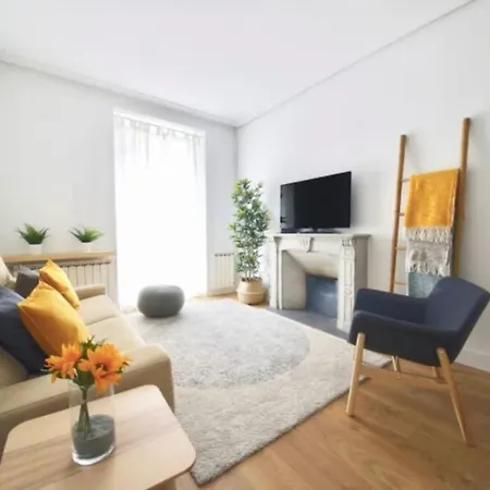 3 Bedroom House In The Heart Os דירה